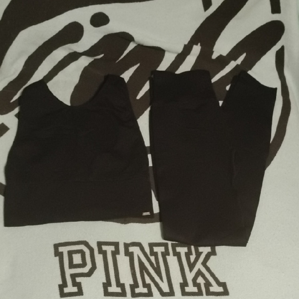 VS PINK Seamless Black Sports Bra & Leggings Set Size XS/S